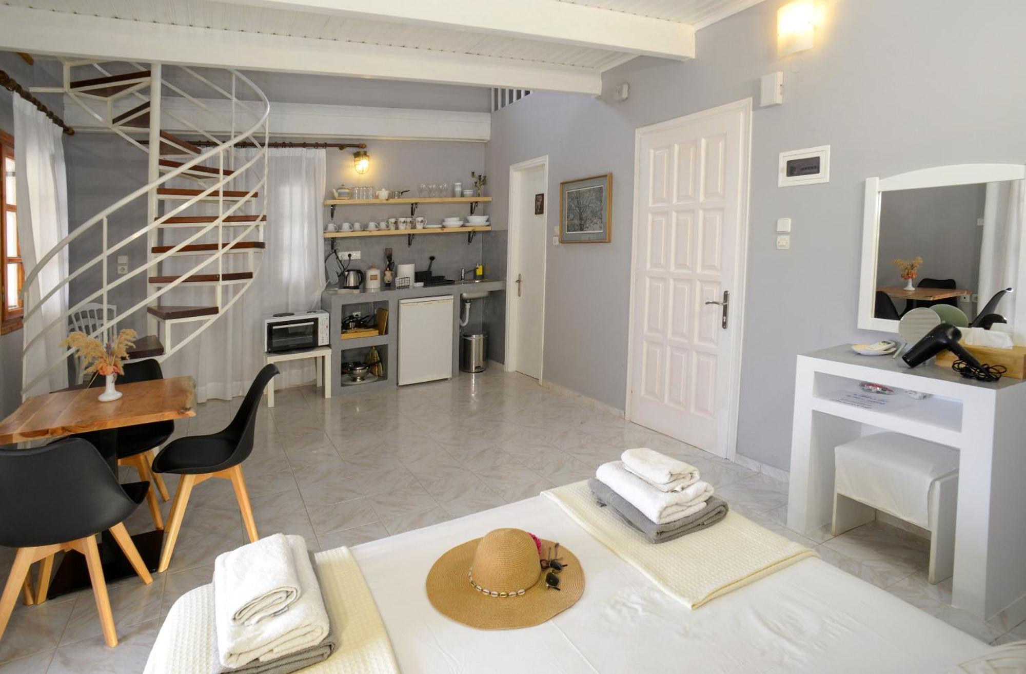 Albouro Seafront Apartments Кателіос Екстер'єр фото